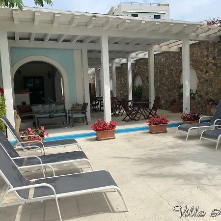 Villa Acacia 폰차 외부 사진
