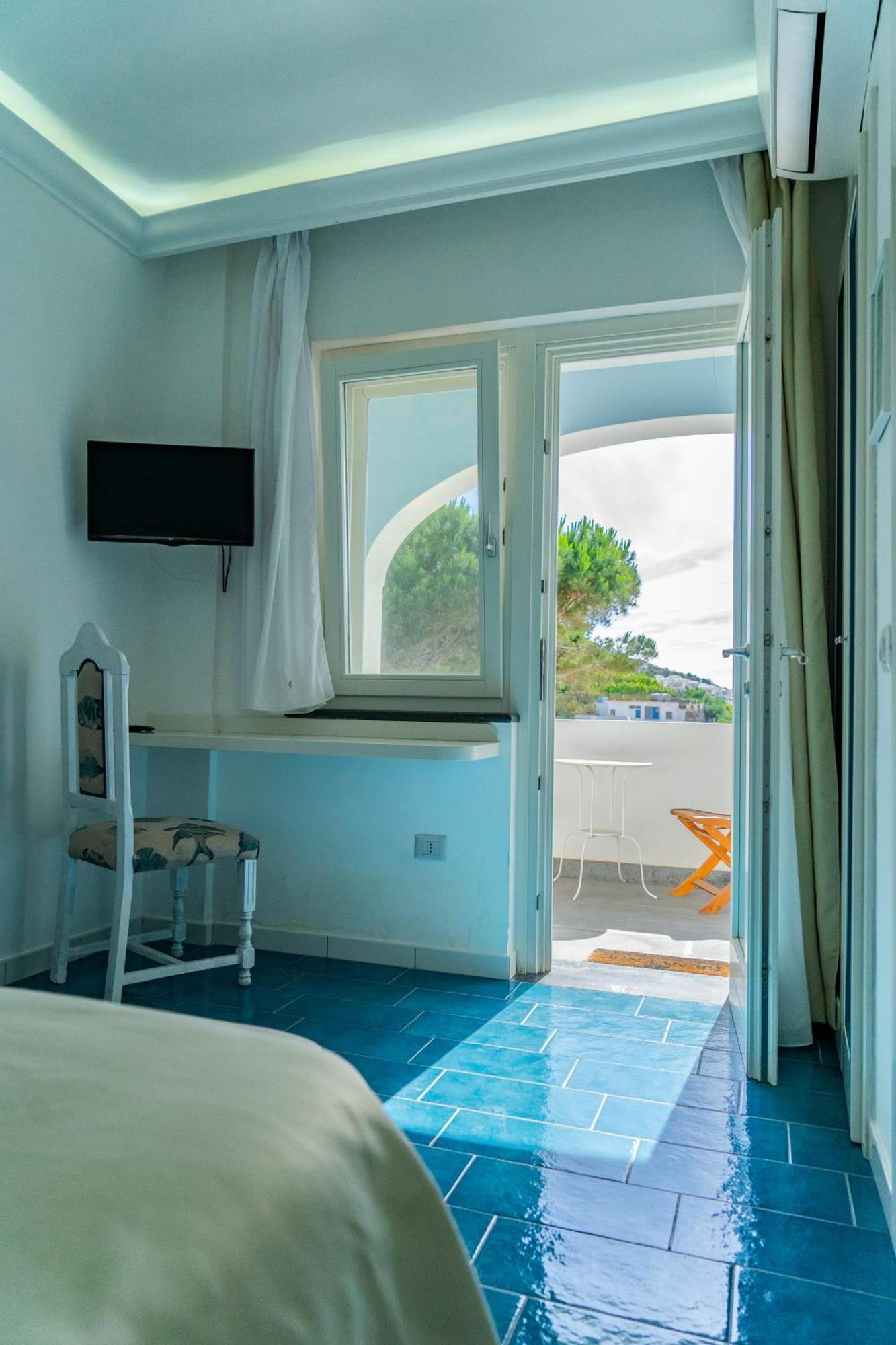 Villa Acacia 폰차 외부 사진