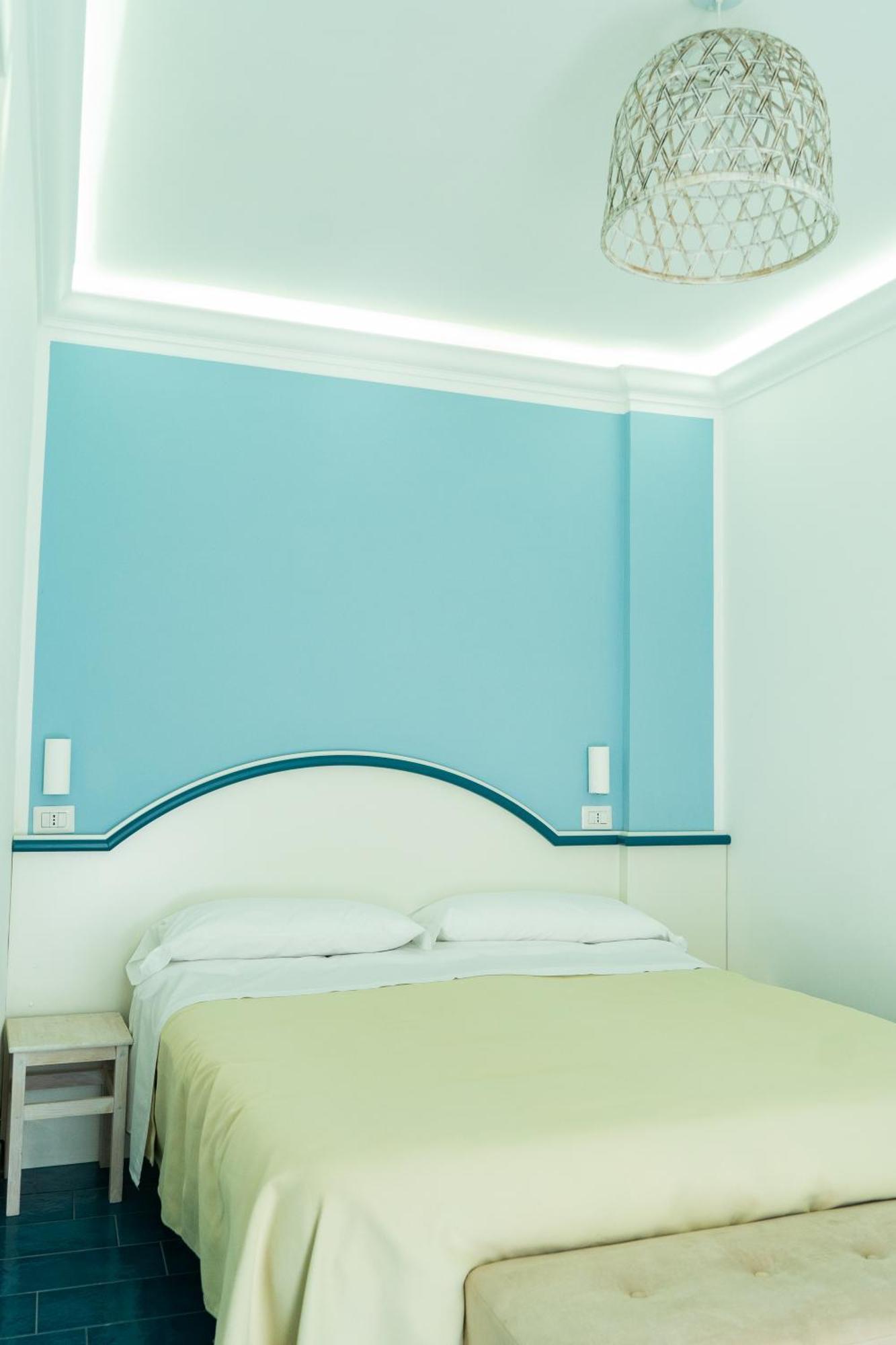 Villa Acacia 폰차 외부 사진
