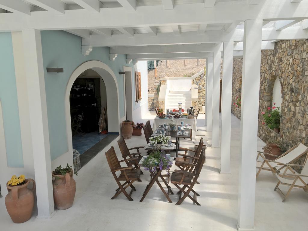 Villa Acacia 폰차 외부 사진